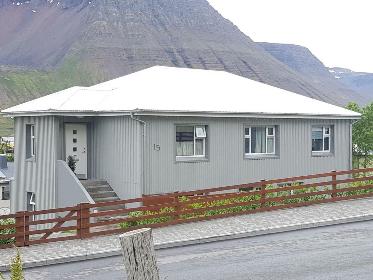 Sigurhaeth - Apartment With All Within Your Reach Isafjordur Exterior photo